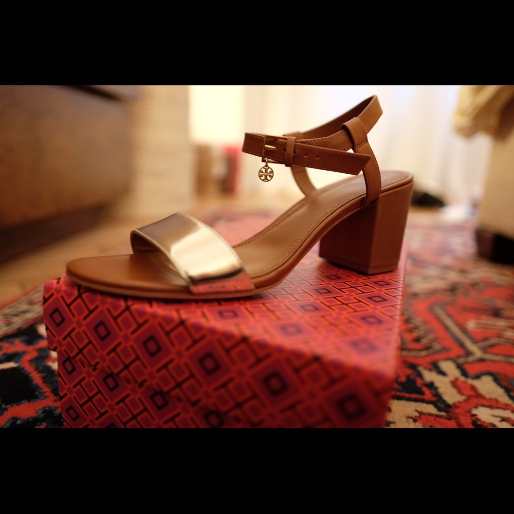 NWT Tory Burch Laurel Ankle-Strap Sandal - Perfect for Spring!